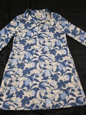 Tuckernuck Bonnie Blossom Megan Dress in a blue and white floral Preppy Summer